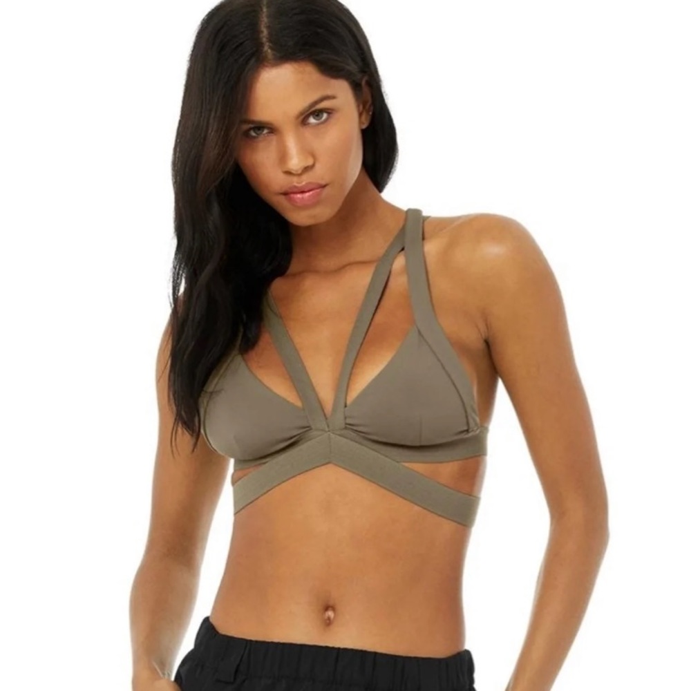 Alo Yoga Strappy Olive Sports Nadi Bra